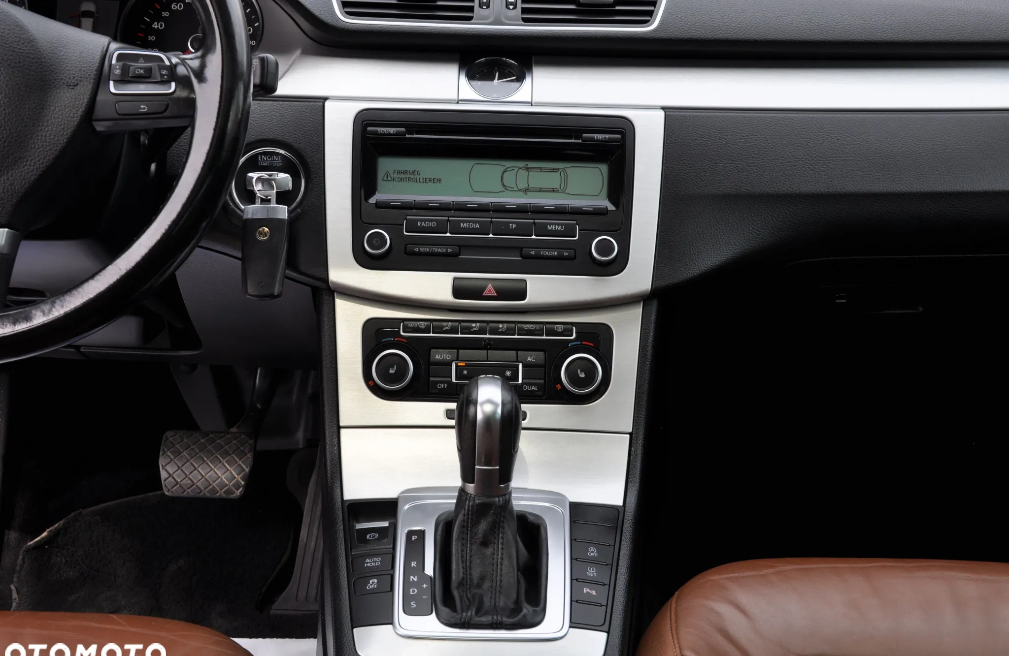 Volkswagen Passat cena 39900 przebieg: 240000, rok produkcji 2011 z Zawadzkie małe 781